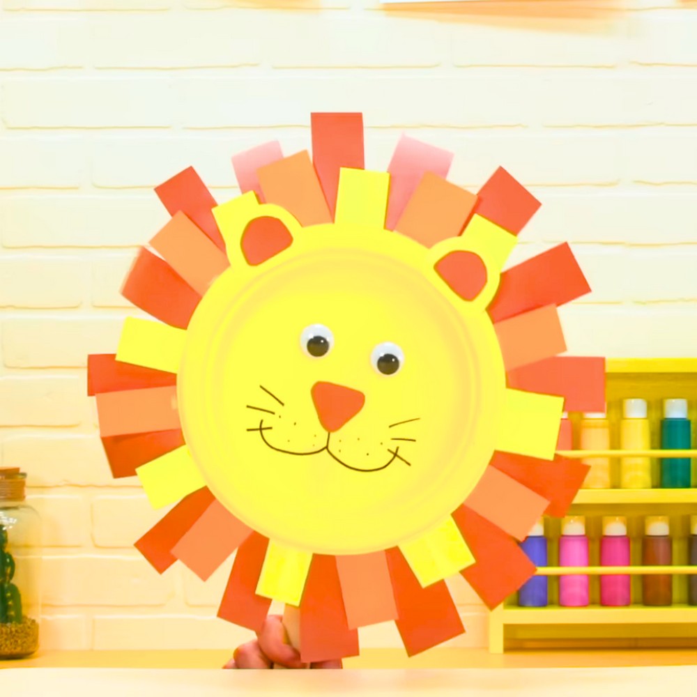 Easy Lion Craft with Paper Plate and Mane